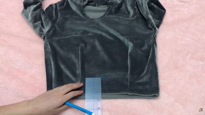 how to make a velvet dress from scratch without a pattern, Measuring where to attach the skirt