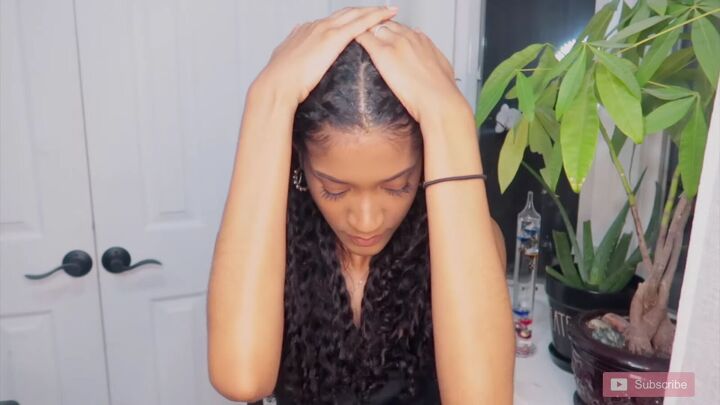 how to get the juiciest mini twists on long natural hair, Applying scalp oil