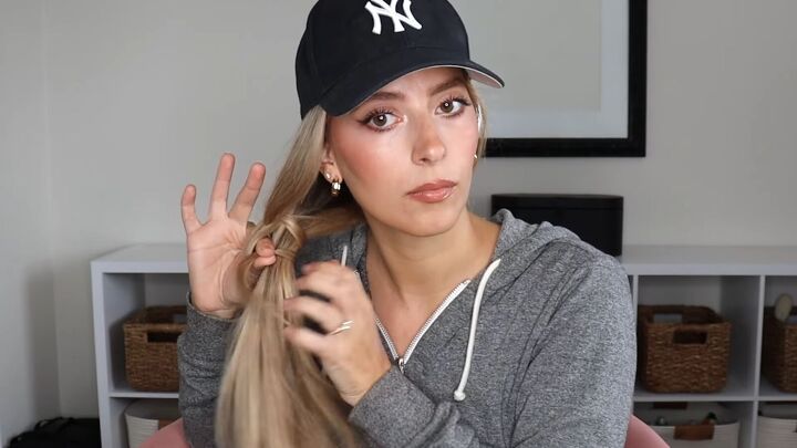 4 easy unique ways to wear a baseball cap with braids, Braiding hair with a baseball cap
