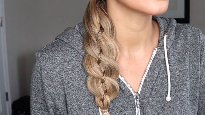 4 easy unique ways to wear a baseball cap with braids, Baseball cap with a woven braid