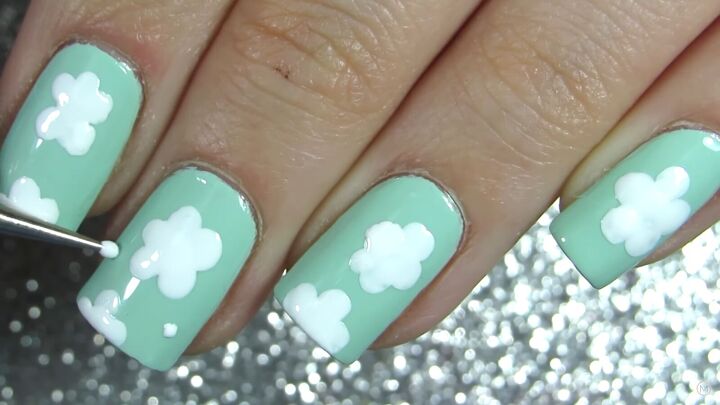 how to do adorable daisy nails for spring in 5 easy steps, Simple spring nail designs