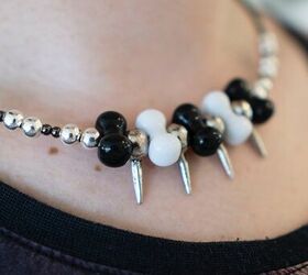 How to Make a Halloween Spikes and Bones Necklace