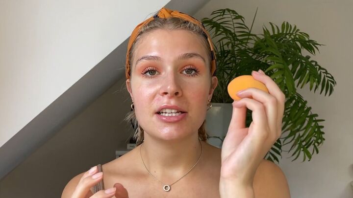 how to cover flaky skin with makeup for a light natural look, How to cover acne with makeup
