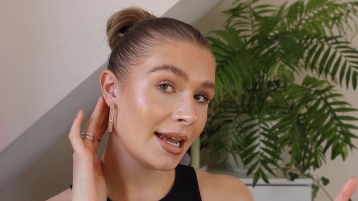 how to create a glowy bronze makeup look for spring summer, Glowy bronze makeup look