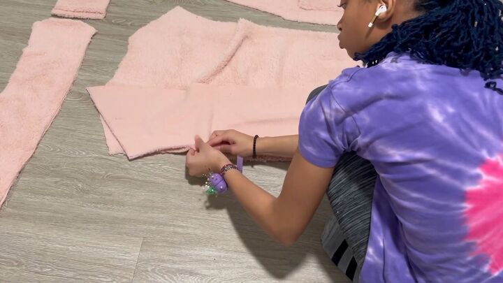 how to make a cozy sherpa robe out of a 5 walmart blanket, Pinning the sides seams of the DIY robe