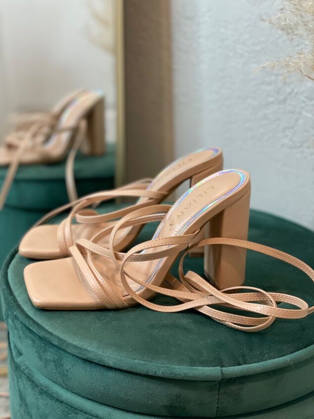 2022 spring summer trendy heel sandals