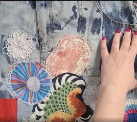 how to make a cute diy tassel skirt out of 2 dollar store rag rugs, Drawing the pattern with chalk