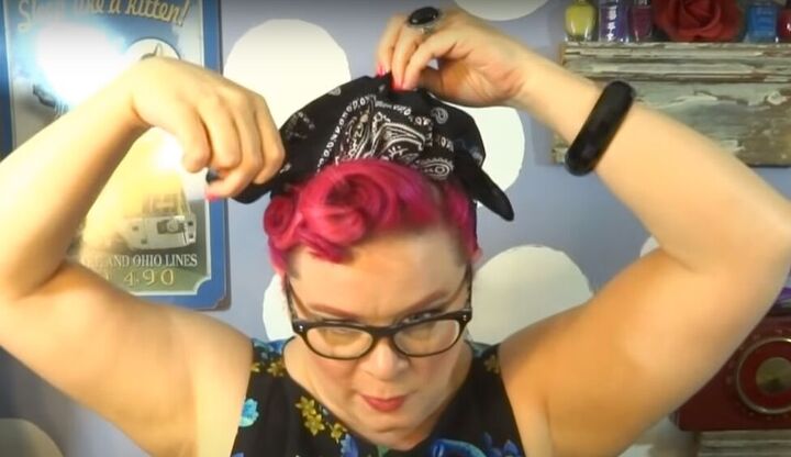 how to tie a vintage hair scarf in 7 different ways, Tying the ends of the bandana in a knot