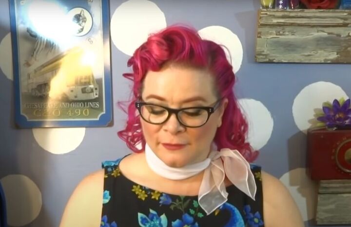 how to tie a vintage hair scarf in 7 different ways, Wearing a scarf around the neck