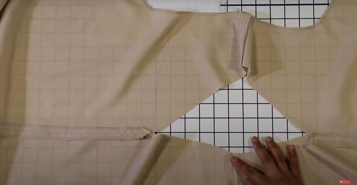 how to make your own jumpsuit from scratch pattern sewing tutorial, Pinning the shoulder seams ready to sew