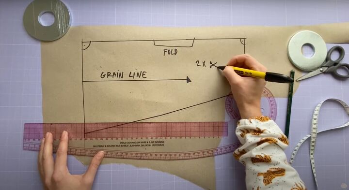 how to make patterns from your own clothes in 4 quick easy steps, Marking the grain of the fabric on the pattern