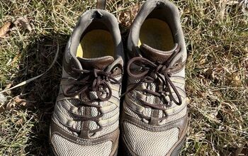Kill Odors In Your Shoes With Vinegar