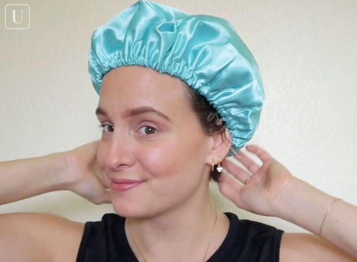8 step hair care routine for damaged hair with diy hair oil mask, Wearing a shower cap to lock in heat