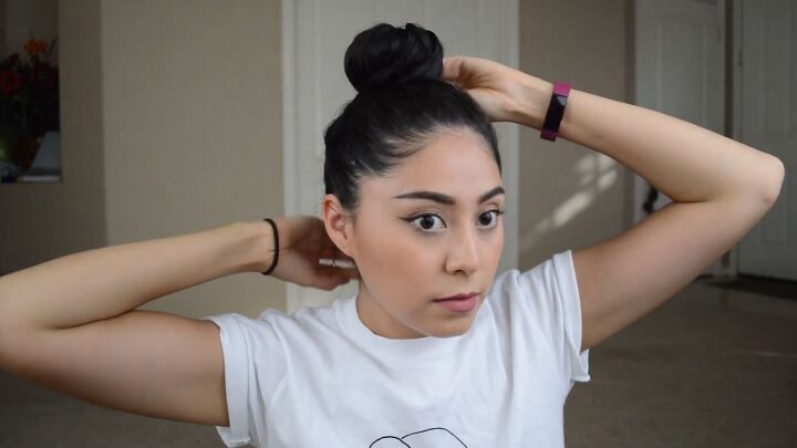 7 cute scarf hairstyles you can do quickly easily at home, Twisting hair into a bun