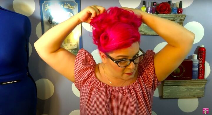 how to do a cute easy rockabilly hairstyle with a bandana, Simple rockabilly hairstyles