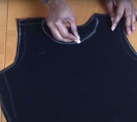 how to make a cute sleeveless crop top in 3 easy steps, Tracing out the front neckline