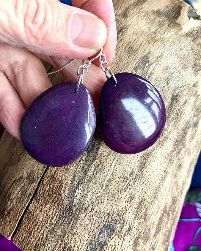 how to create one of a kind jewellery out of recycled eco beads, Tagua nut earrings