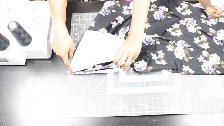 how to make a trendy diy kimono jacket from scratch, Inserting the sleeve into the armhole