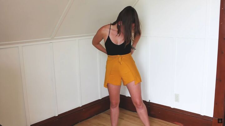how to make a multi way wrap that can be a top shorts or skirt, Tying the shorts around the waist
