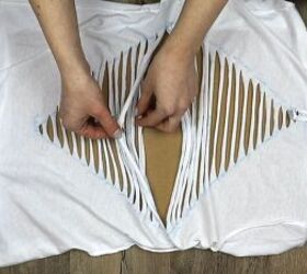 how to create a diamond with t shirt cutting weaving braiding, How to do a ladder weave