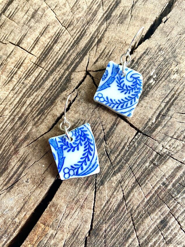 how to make a pair of lovely earrings by using recycled crockery, Ceramic earrings