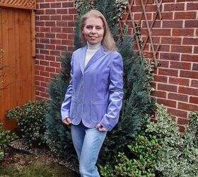 styling velvet jackets, Smart casual in blue with jeans