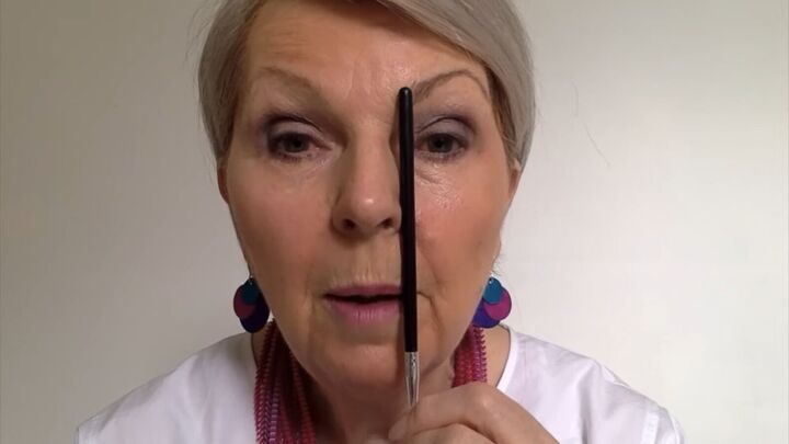 how best to measure groom shape eyebrows for older women, Shaping mature eyebrows