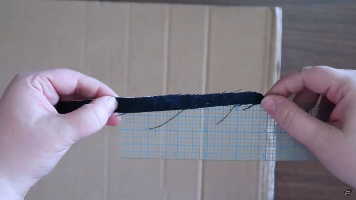 looking for a new accessory try this easy scarf weaving tutorial, Measuring the fringe of the DIY scarf