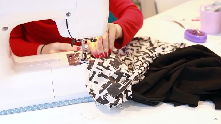 sewing skills how to line a skirt with a zipper pockets, Sewing down the seam allowance