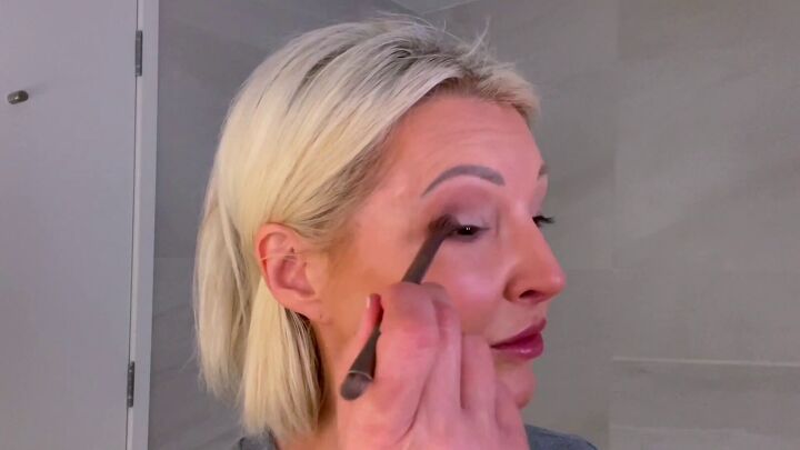 how to do easy flattering hooded eye makeup over 50, Hooded eye makeup looks for older women