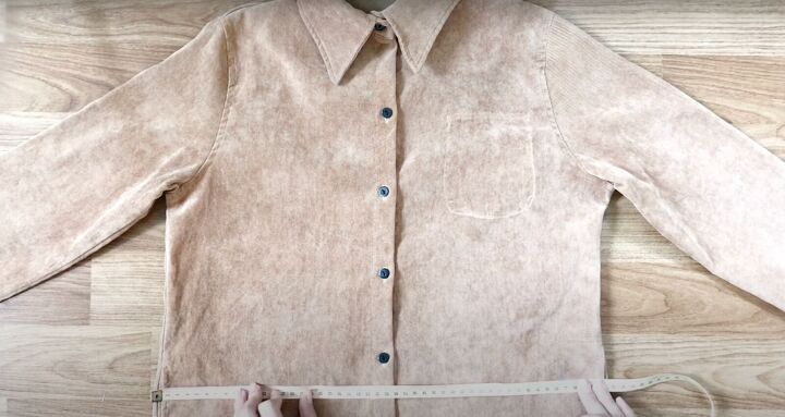 how to make a jacket from old clothes with faux sherpa lining, Marking the crop line across