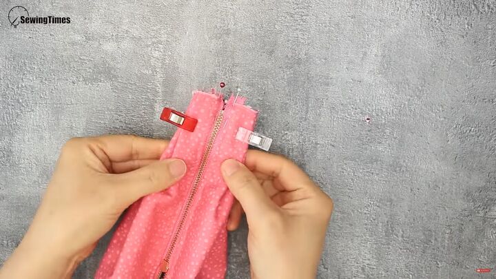 how to sew a cute diy cosmetic bag for carrying makeup, Clipped layered