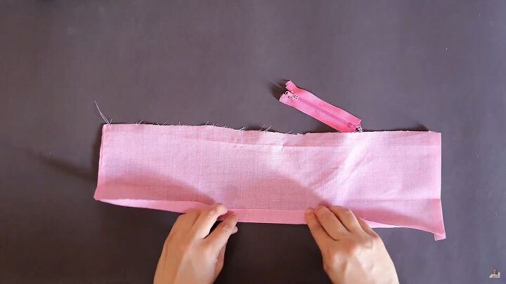 how to make a secret zip scrunchie in 6 super simple steps, Folding in the edge of the fabric