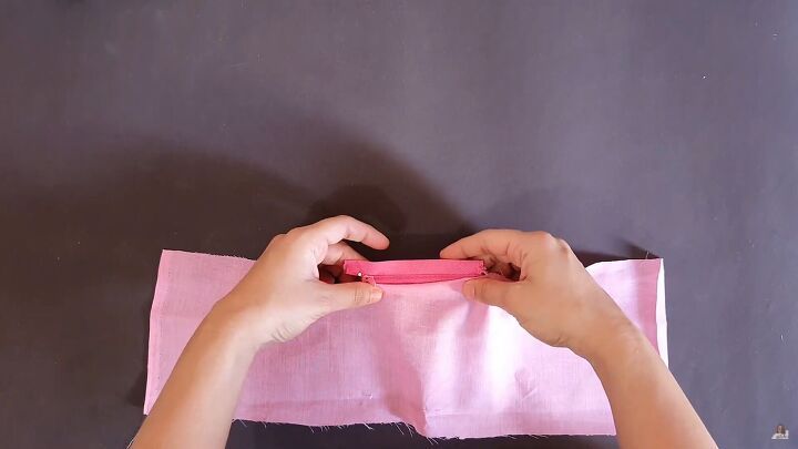 how to make a secret zip scrunchie in 6 super simple steps, Placing the zipper on the fabric