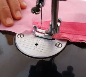 how to make a secret zip scrunchie in 6 super simple steps, Sewing the zipper into the scrunchie