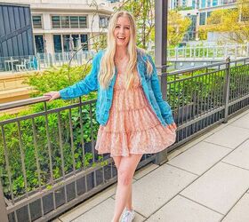 how to style spring summer s must have items denim jacket white sneaks