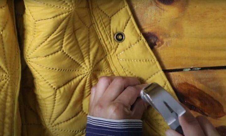how to make a quilted jacket for spring using a thrift store blanket, Adding snap buttons to the plackets