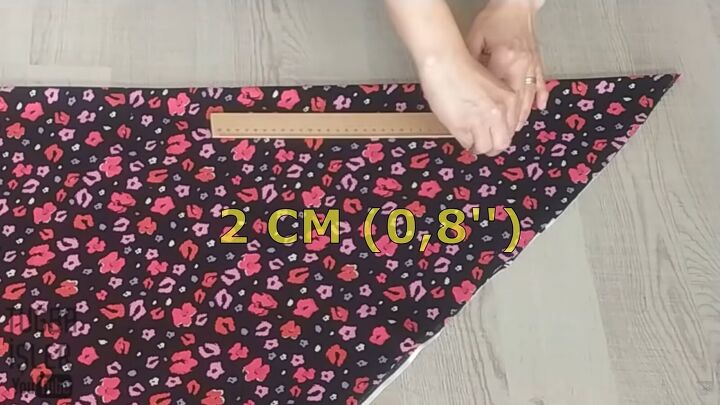 How to Sew an A-Line Dress Without a Pattern in 4 Simple Steps | Upstyle How to Sew an A-Line Dress Without a Pattern in 4 Simple Steps | Upstyle