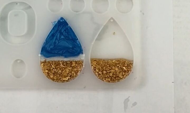 how to make pretty resin ocean wave earrings with gold foil, Ocean resin art tutorial