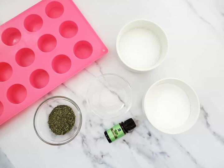 diy shower steamers with peppermint