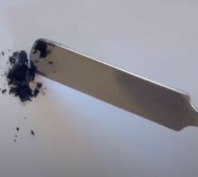 How to Make Any Eyeshadow Into Eyeliner By Adding Just 1 Ingredient