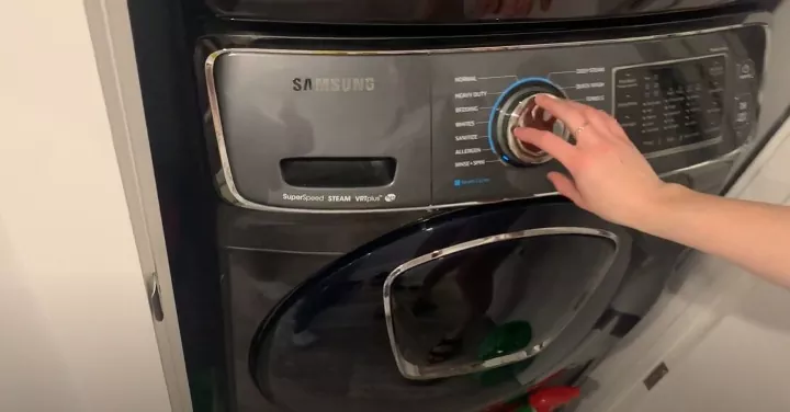 how to wash lulus and keep them in the best shape possible, hand pressing button on washing machine