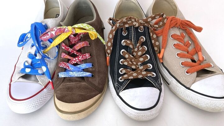 how to clean shoelaces of every kind, colored shoelaces in several sneakers