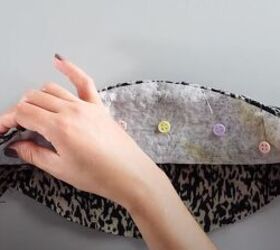 how to make a fanny pack from scratch in 7 simple steps free pattern, Pinning the curved edge