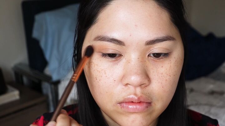 looking for a subtle sultry look try this soft glam makeup tutorial, Applying a transition shade to the crease
