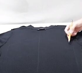 how to cut a t shirt into a crop top in 4 super cute ways, Marking and measuring the t shirt