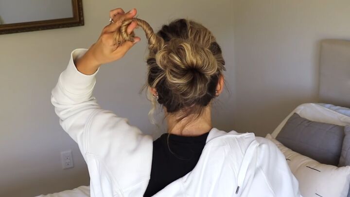 2 cute spring summer hairstyles that are quick easy to do, Twisting and wrapping the hair around the base of the bun