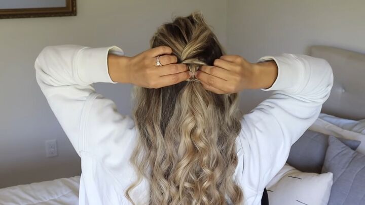 2 cute spring summer hairstyles that are quick easy to do, Twisting and pulling hair through the hole