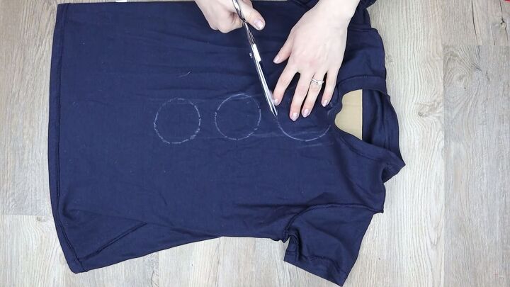 6 unique diy cut out t shirt designs that are quick easy to do, Cutting out the circles