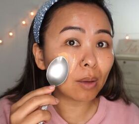 8 viral trending makeup hacks you need to try, Using a spoon to blend foundation
